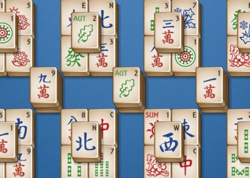 Loginis žaidimas su mahjong kortelėmis.